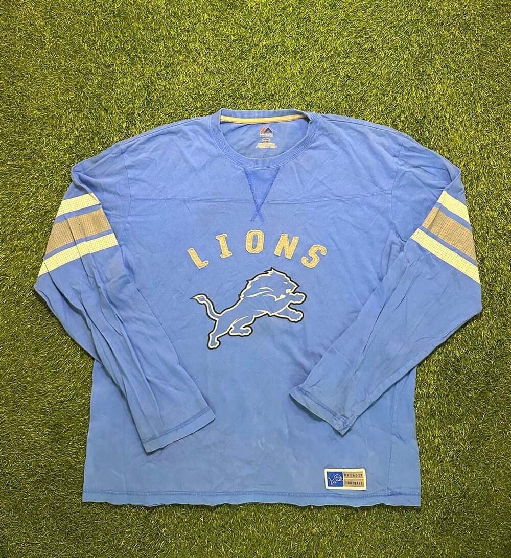 Y2K Majestic Detroit Lions Long Sleeve T-Shirt Blue with Sleeve Stripes and Logo